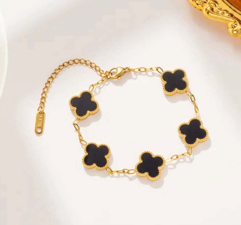 Black clover bracelet